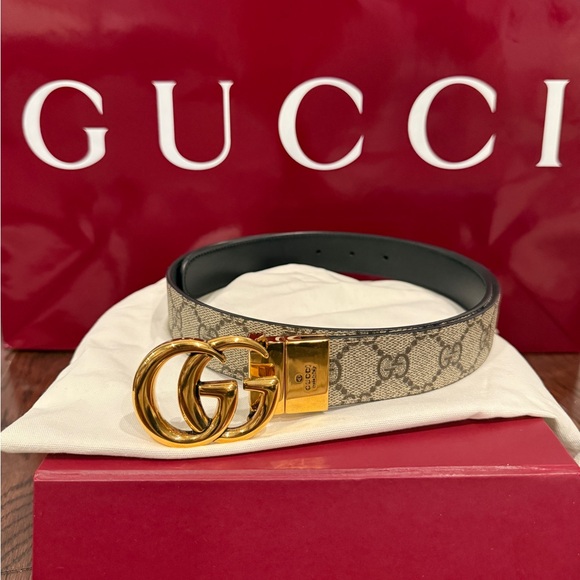 GUCCI - GG MARMONT REVERSIBLE BELT - Size 90 - Brand New